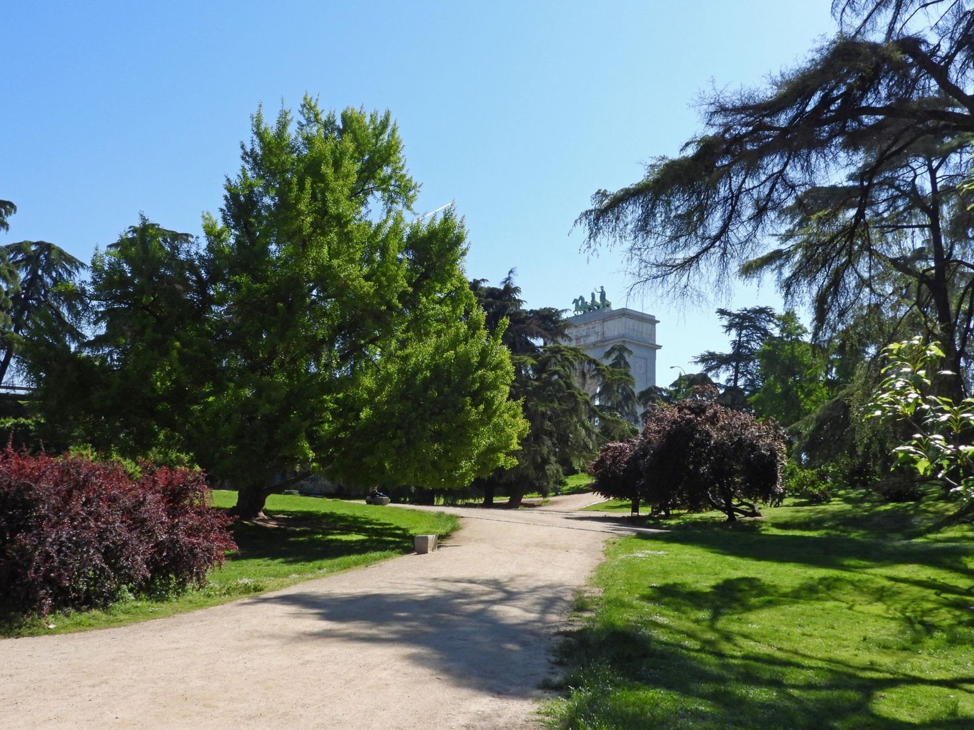 Ático reformado de 170 m² con terraza en Argüelles · Moncloa - imagen 8
