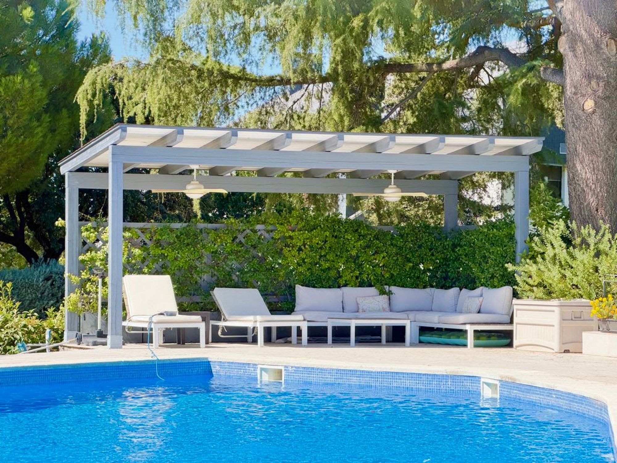 Chalet independiente de 989 m² con piscina en Club de Golf · Las Rozas - imagen 12