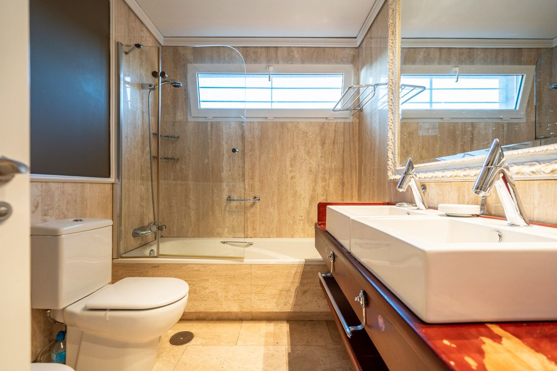 Chalet independiente de 711 m² con piscina en El Pinar-Punta Galea · Las Rozas - imagen 15
