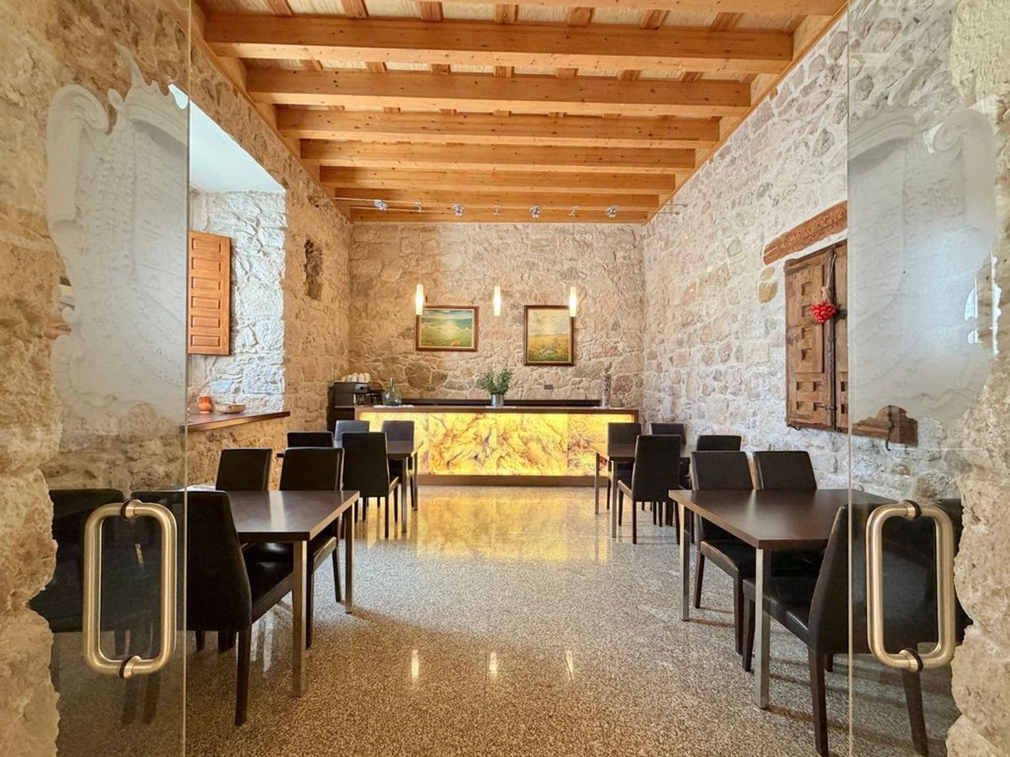 Edificio hotelero de 1.235 m² en Fuentidueña · Segovia - imagen 4