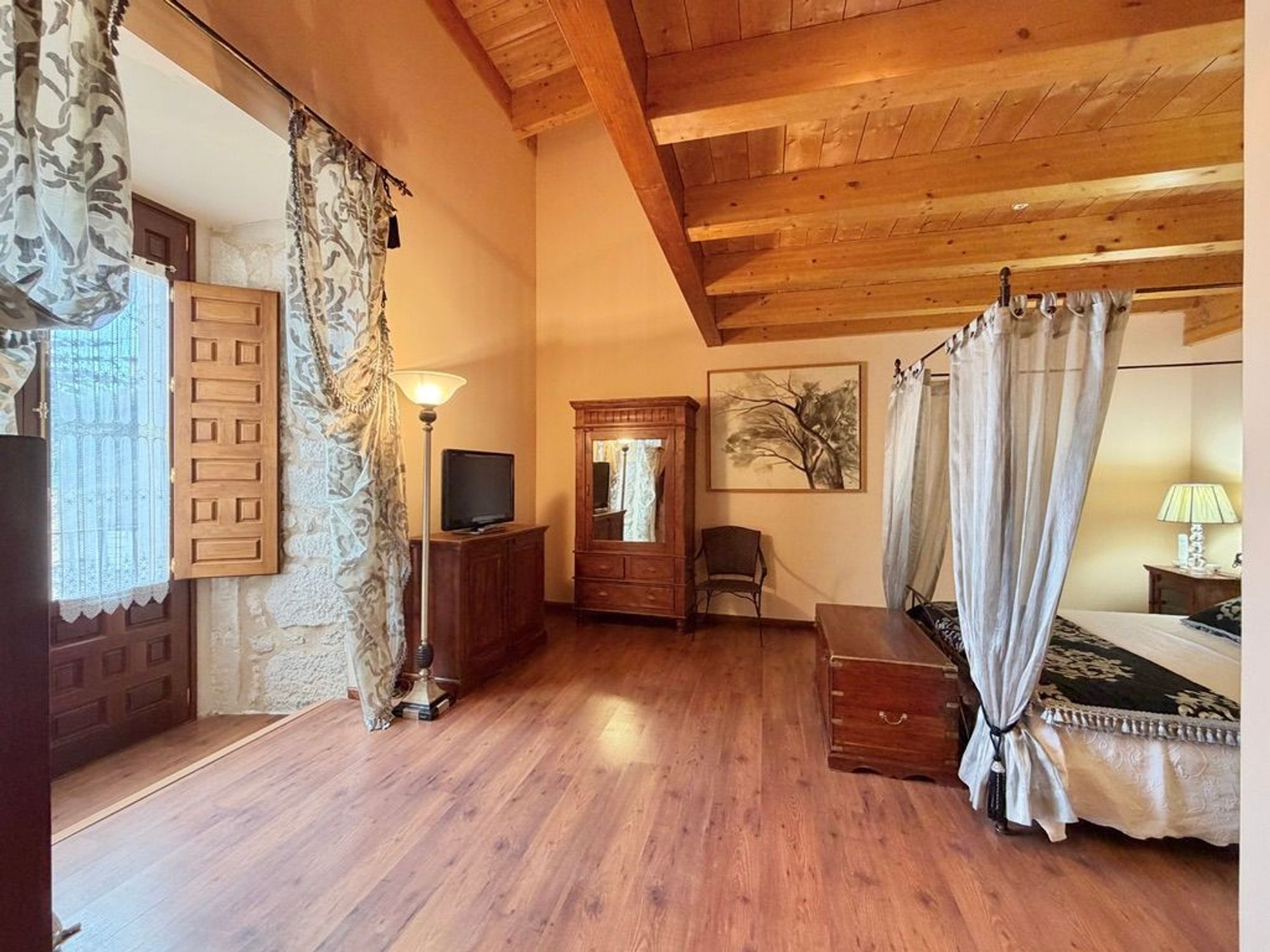 Edificio hotelero de 1.235 m² en Fuentidueña · Segovia - imagen 14