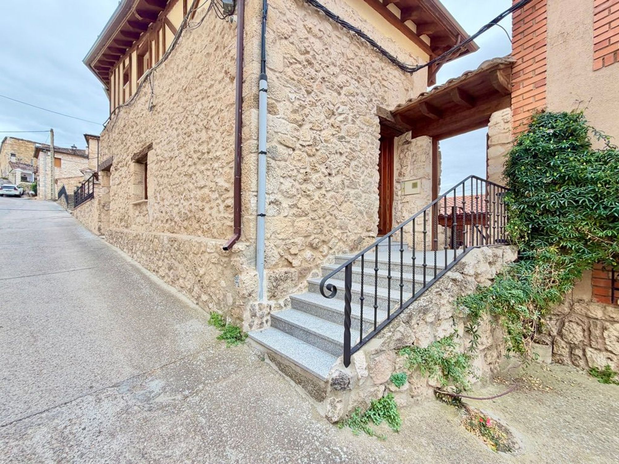 Edificio hotelero de 1.235 m² en Fuentidueña · Segovia - imagen 24