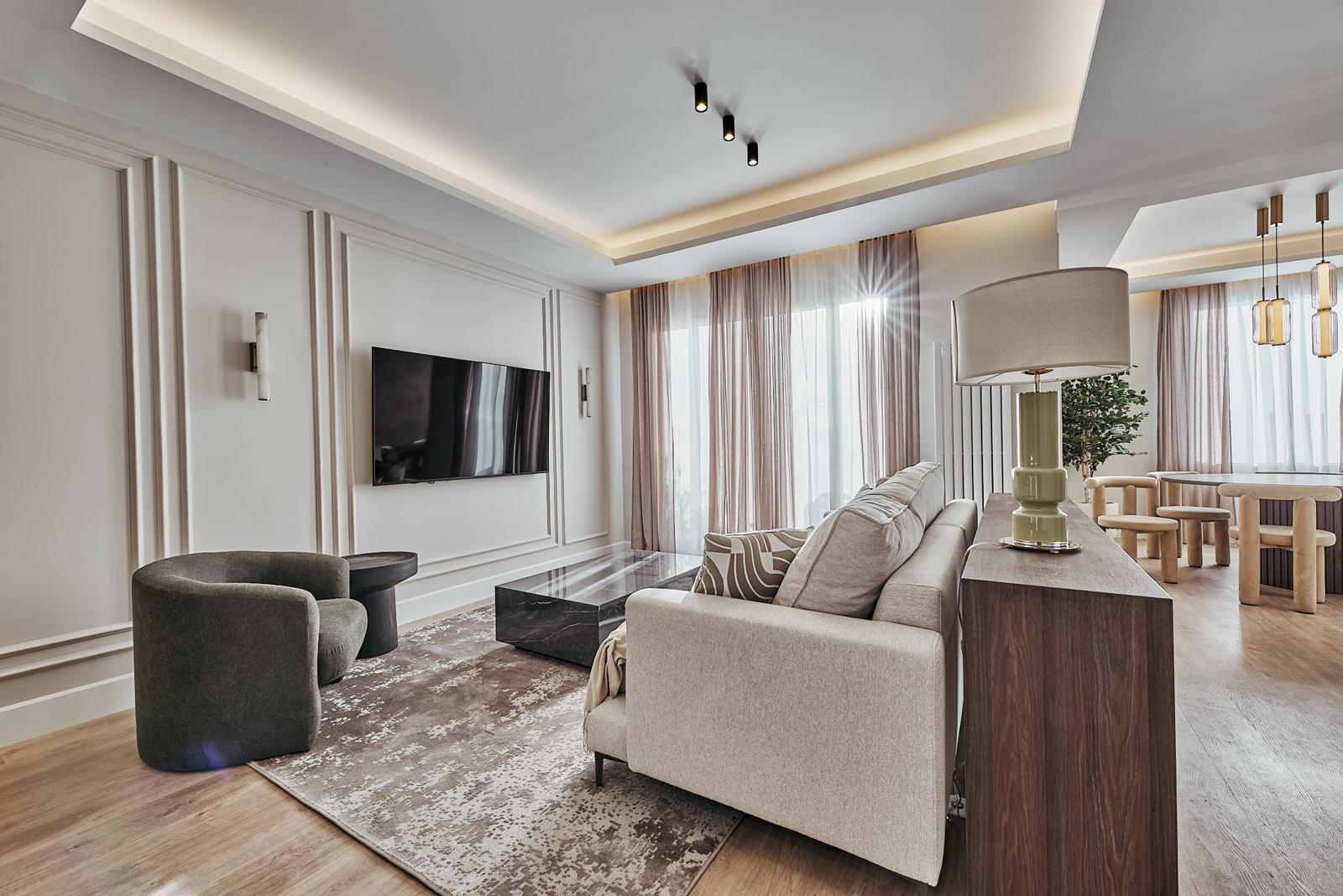 Salón · Ático dúplex con piscina en Leganitos 18, Madrid